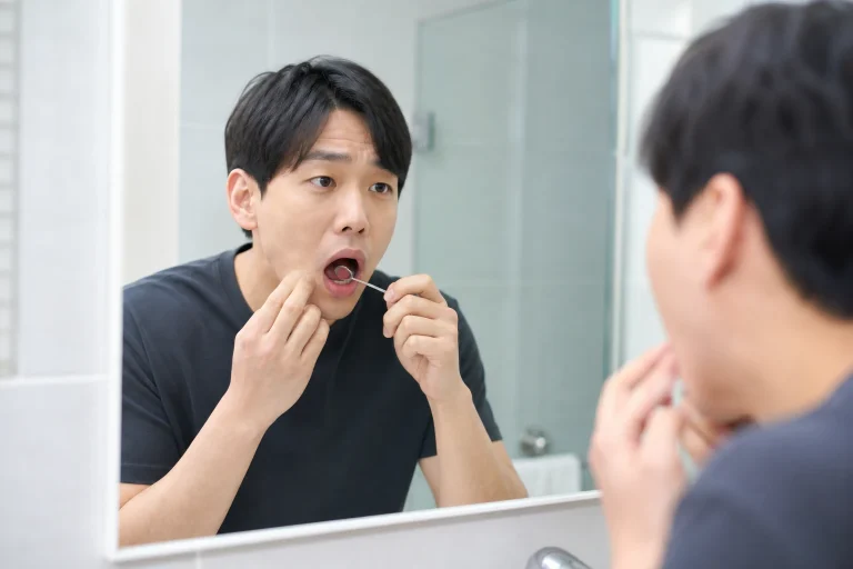 깨진 어금니 상태와 진료 준비를 설명하는 사진